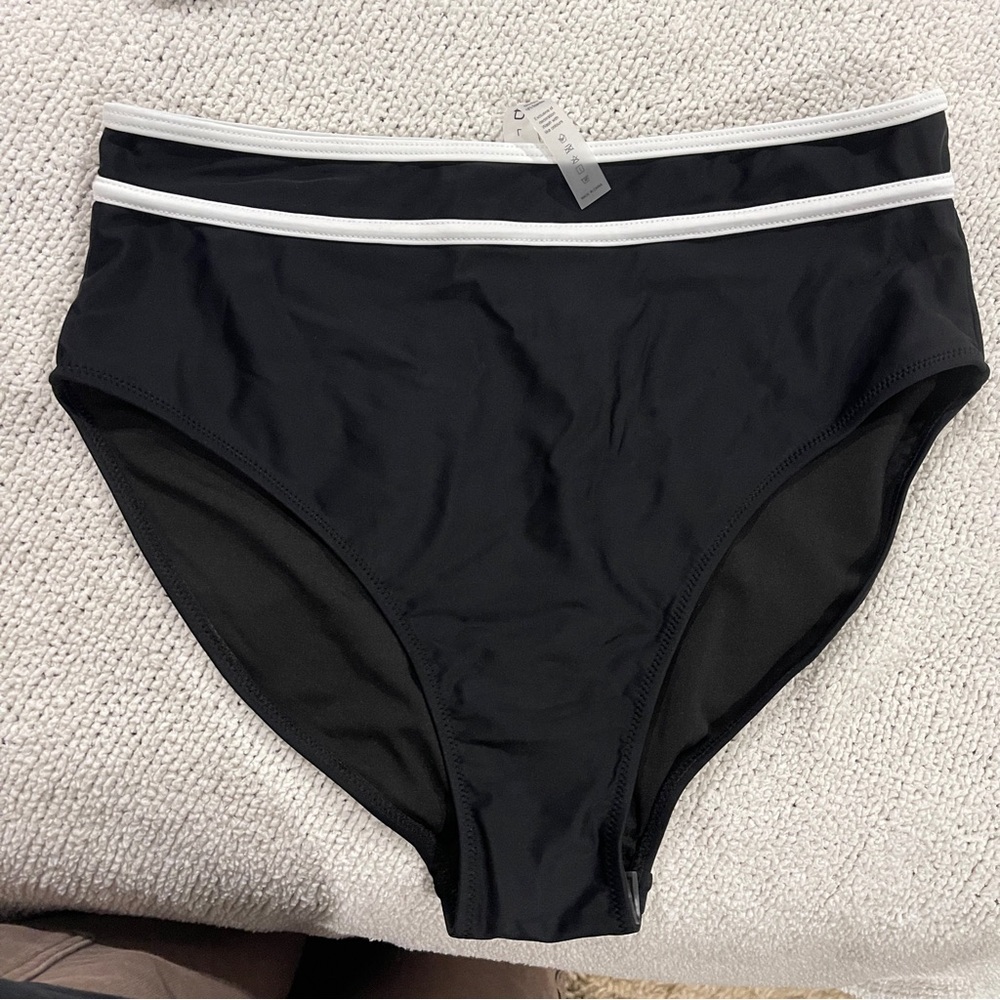 Black and White Women's high waisted Swimwear Set L NWT never - Picture 8 of 10